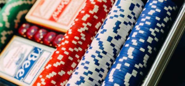 poker chip set, The History of Poker Chips