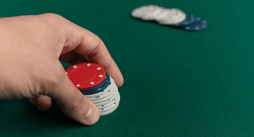 how to bet in poker