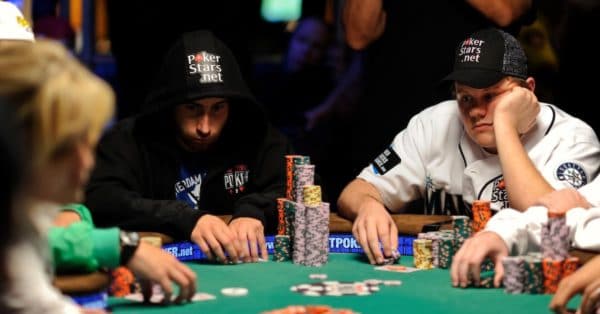Jonathan Duhamel and Matt Affleck at the 2010 WSOP Main Event, Most Memorable Hands from the WSOP